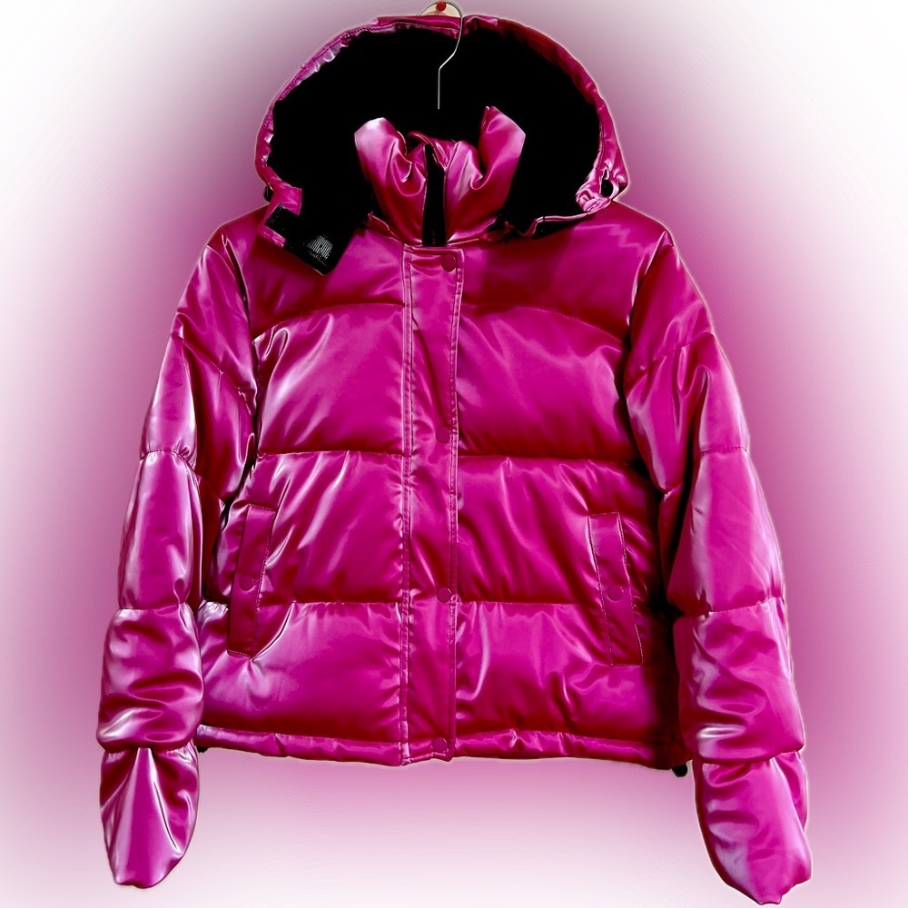 Hot Pink Premium Label Fuchsia Puffer Coat Size Small Barbiecore NWT Forever 21